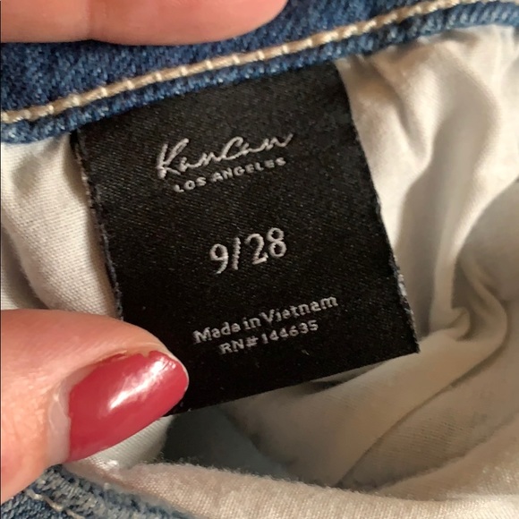 Light wash button fly - Picture 5 of 5